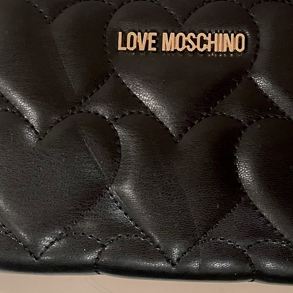 NWT Love Moschino Women's Quilted Heart Pattern wallet - Picture 4 of 6